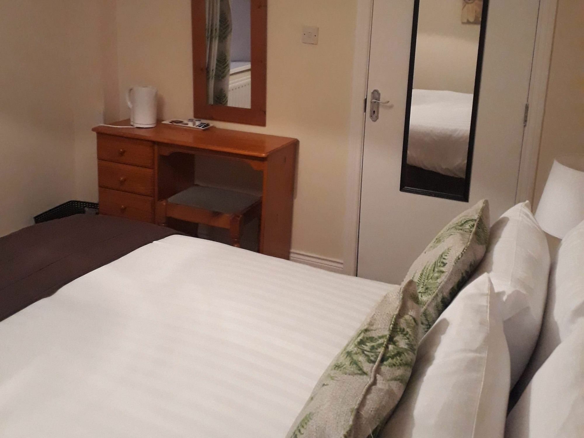 לונדונדרי Bishop Gate Bnb מראה חיצוני תמונה